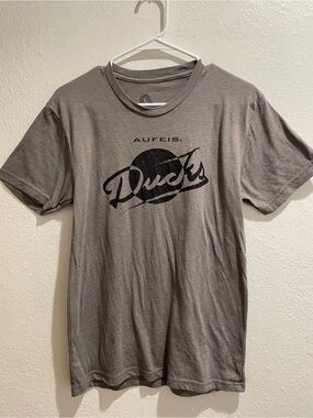 Aufeis Anaheim Ducks Shirt Mens M Medium Gray Graphic Hockey Lifestyle Tee NHL